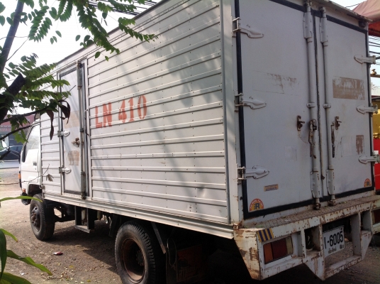 ขายรถหกล้อตู้แห้ง ขายรถหกล้อตู้แห้ง