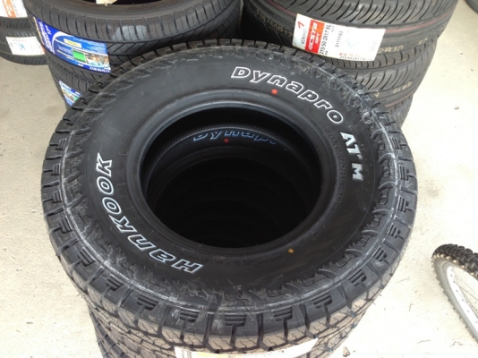 ขายยางใหม่ 30 นิ้ว ขอบ15 3600.- บาท