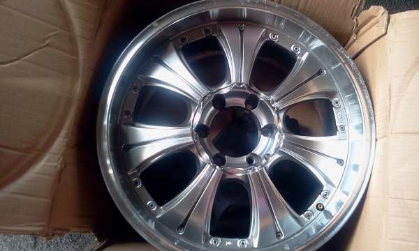 ขายแมก20"ถูกๆ10,000บ