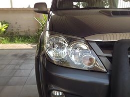 FORTUNER ขั้วไฟหน้าพร้อมหลอดไฟของแท้ถอดจากรถ ตจว ส่งได้ครับ FORTUNER ขั้วไฟหน้าพร้อมหลอดไฟของแท้ถอดจากรถ ตจว ส่งได้ครับ