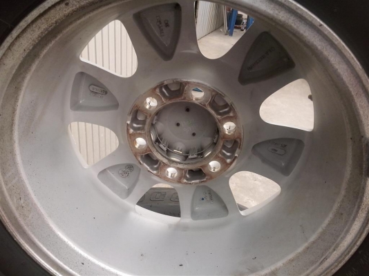 ขายเเม๊ก โตโยต้า  พร้อมยางปี 2010   ขนาด  265/65/17