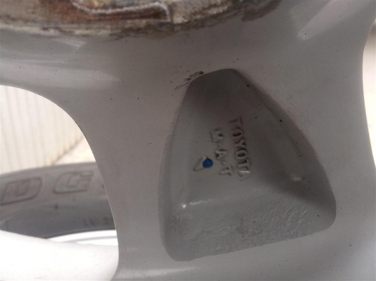 ขายเเม๊ก โตโยต้า  พร้อมยางปี 2010   ขนาด  265/65/17