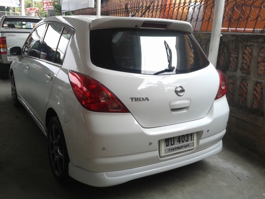 NISSAN TIDA ปี 07 ออโต้ 5 ประตู ราคา 285,000 บ.