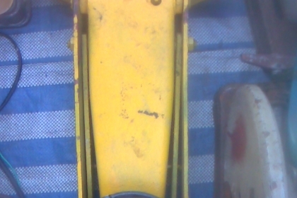 แม่แรงตะเข้ 3 ตันของนอกครับสภาพพร้อมใช้งานครับหนักแน่นครับตัวนี้ไม่เยิ้มสภาพพร้อมใช้ครับล้อครบเดิมๆครับราคานี้คุ้มมากครับ