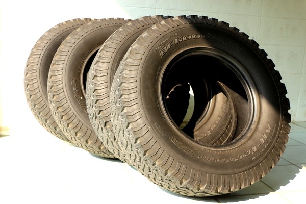 ขายยางBF All 265/75/16 ปี07