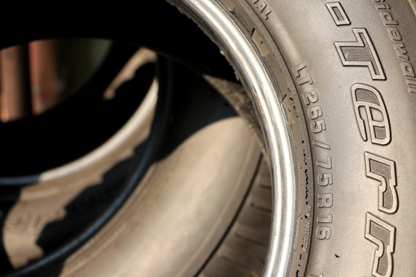 ขายยางBF All 265/75/16 ปี07