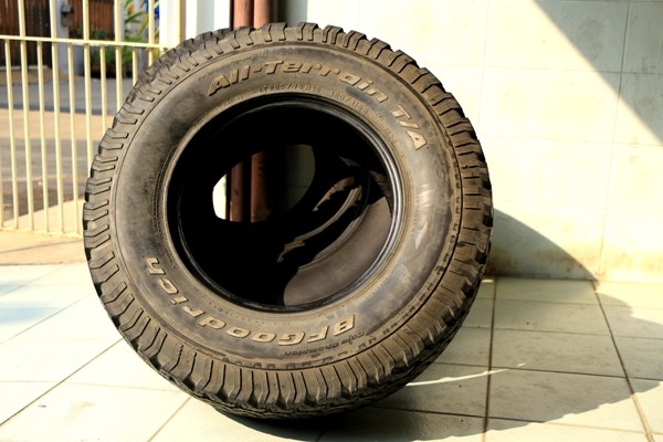 ขายยางBF All 265/75/16 ปี07