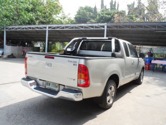 TOYOTA VIGO D4D Cab 2.5 MT ปี 2006 จัดไฟแนนซ์ได้ค่ะ ดาวน์ 8,000 T.086-527-9533