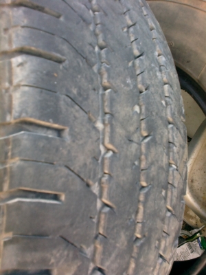 ขายยางบรรทุก Michelin 215/14