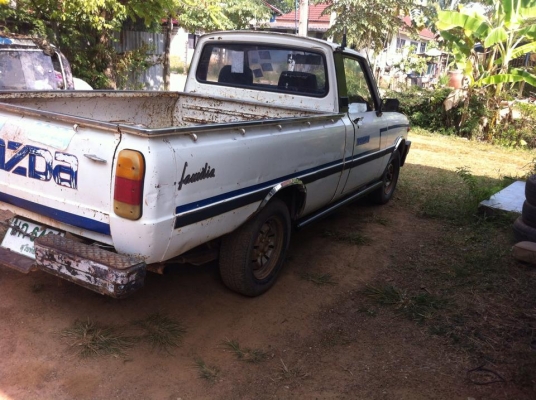 มาสด้า แฟมิลี่