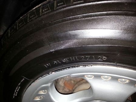 ดราก้อนอาย 2.8 เทอร์โบ ปี99 ลดเหลือ 210000 บาท ดราก้อนอาย 2.8 เทอร์โบ ปี99 ลดเหลือ 210000 บาท