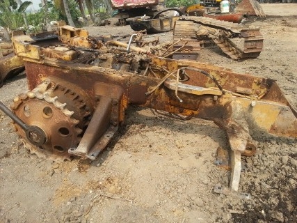 ขายอะไหล่ตัดแทรกเตอร์ D3 สอบถามโทร 0819942027 ขายอะไหล่ตัดแทรกเตอร์ D3 สอบถามโทร 0819942027