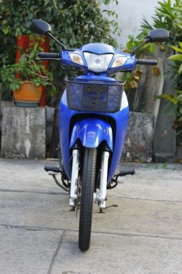 Wave 125R ปี49 สีน้ำเงิน หล่อๆ เดิมๆ Wave 125R ปี49 สีน้ำเงิน หล่อๆ เดิมๆ