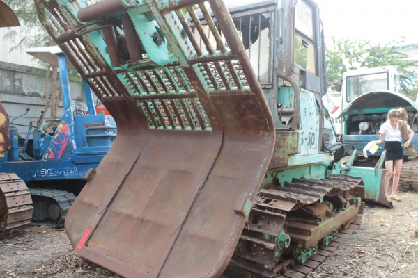 ขายรถแทรกเตอร์ดันดิน IWAFUJI CS-50 เครื่อง IZUSU 4สูบ ใบมีด6ทิศทาง มีกระบะยกดั้มได้ มีวิ้นราก ราคา 490,000 บาท