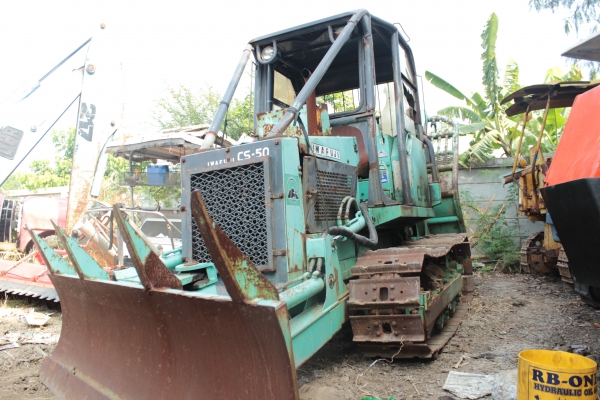 ขายรถแทรกเตอร์ดันดิน IWAFUJI CS-50 เครื่อง IZUSU 4สูบ ใบมีด6ทิศทาง มีกระบะยกดั้มได้ มีวิ้นราก ราคา 490,000 บาท