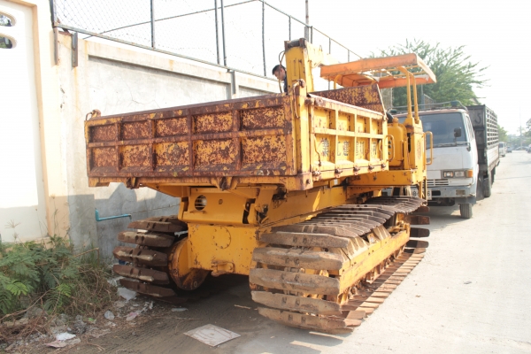 ขายรถบรรทุกดั้มเปอร์ตีนตะขาบแทรกเหล็ก KOMATSU CD 40C-1 มีเครนติด 3ตัน ราคา 590,000 บาท