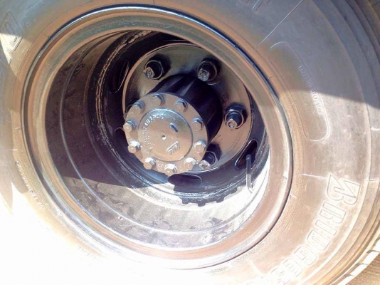 **750,000 บ.ต่อรอง**ขาย6ล้อตู้แห้ง สวยๆ HINO FB4JGKA สมอทอง ห้างแท้ปี44 JO5C 140HP เครื่องแน่นไม่มีเยิ้ม ช่วงล่างสวยคัสซีสวยไม่ปะไม่ดาม ตู้แห้ง3บานสภาพสวยไมีมีผุ ความยาว5ม. หัวสวยภายในสวยคอนโซลครบ แอร์ พ.พาวเวอร์ เบรคทริฟฟี่ ยาง8.25สวย6เส้น รถเคลียร์สีมาส