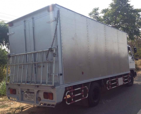 **750,000 บ.ต่อรอง**ขาย6ล้อตู้แห้ง สวยๆ HINO FB4JGKA สมอทอง ห้างแท้ปี44 JO5C 140HP เครื่องแน่นไม่มีเยิ้ม ช่วงล่างสวยคัสซีสวยไม่ปะไม่ดาม ตู้แห้ง3บานสภาพสวยไมีมีผุ ความยาว5ม. หัวสวยภายในสวยคอนโซลครบ แอร์ พ.พาวเวอร์ เบรคทริฟฟี่ ยาง8.25สวย6เส้น รถเคลียร์สีมาส