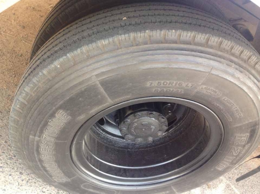 **750,000 บ.ต่อรอง**ขาย6ล้อตู้แห้ง สวยๆ HINO FB4JGKA สมอทอง ห้างแท้ปี44 JO5C 140HP เครื่องแน่นไม่มีเยิ้ม ช่วงล่างสวยคัสซีสวยไม่ปะไม่ดาม ตู้แห้ง3บานสภาพสวยไมีมีผุ ความยาว5ม. หัวสวยภายในสวยคอนโซลครบ แอร์ พ.พาวเวอร์ เบรคทริฟฟี่ ยาง8.25สวย6เส้น รถเคลียร์สีมาส