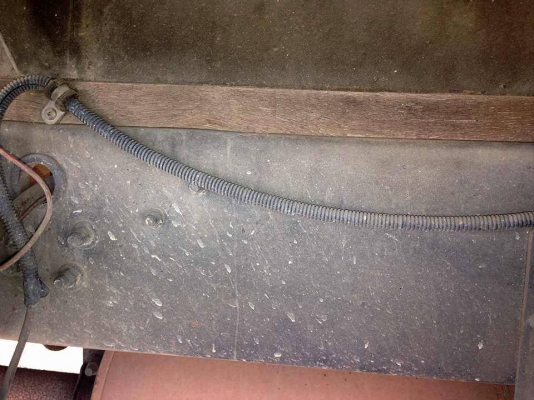 **750,000 บ.ต่อรอง**ขาย6ล้อตู้แห้ง สวยๆ HINO FB4JGKA สมอทอง ห้างแท้ปี44 JO5C 140HP เครื่องแน่นไม่มีเยิ้ม ช่วงล่างสวยคัสซีสวยไม่ปะไม่ดาม ตู้แห้ง3บานสภาพสวยไมีมีผุ ความยาว5ม. หัวสวยภายในสวยคอนโซลครบ แอร์ พ.พาวเวอร์ เบรคทริฟฟี่ ยาง8.25สวย6เส้น รถเคลียร์สีมาส