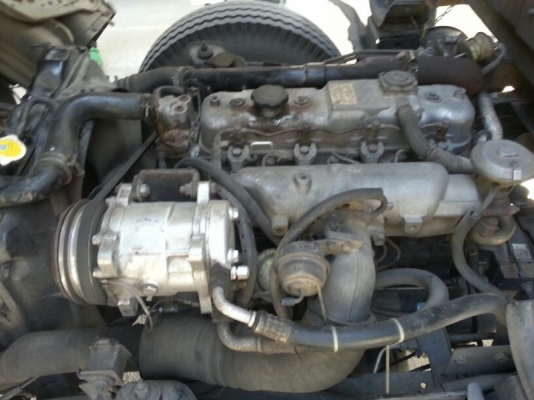 รถอีซูซุ 4 ล้อ 100 แรงม้า. ปี 48 สนใจติดต่อ 081 - 6079515 รถอีซูซุ 4 ล้อ 100 แรงม้า. ปี 48 สนใจติดต่อ 081 - 6079515