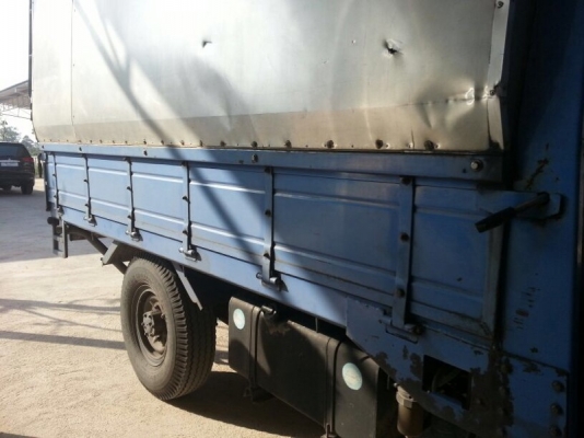 รถอีซูซุ 4 ล้อ 100 แรงม้า. ปี 48 สนใจติดต่อ 081 - 6079515 รถอีซูซุ 4 ล้อ 100 แรงม้า. ปี 48 สนใจติดต่อ 081 - 6079515