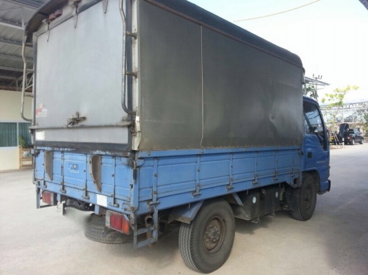 รถอีซูซุ 4 ล้อ 100 แรงม้า. ปี 48 สนใจติดต่อ 081 - 6079515 รถอีซูซุ 4 ล้อ 100 แรงม้า. ปี 48 สนใจติดต่อ 081 - 6079515