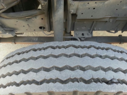 รถอีซูซุ 4 ล้อ 100 แรงม้า. ปี 48 สนใจติดต่อ 081 - 6079515 รถอีซูซุ 4 ล้อ 100 แรงม้า. ปี 48 สนใจติดต่อ 081 - 6079515