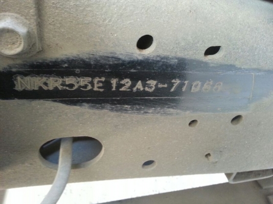 รถอีซูซุ 4 ล้อ 100 แรงม้า. ปี 48 สนใจติดต่อ 081 - 6079515 รถอีซูซุ 4 ล้อ 100 แรงม้า. ปี 48 สนใจติดต่อ 081 - 6079515