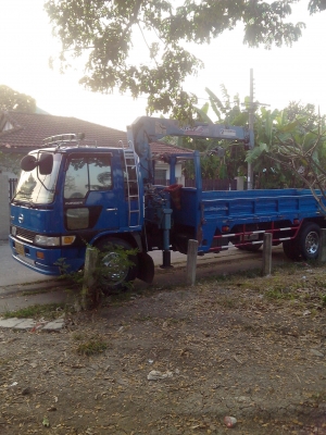 6ล้อติดเครน รับจ้าง ทั่วไป โทร. 0898107789  สมาน