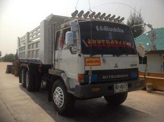 ขายด่วนสิบล้อดั้มสองเพลาเดิมๆบางๆสวยๆ ขายด่วนสิบล้อดั้มสองเพลาเดิมๆบางๆสวยๆ