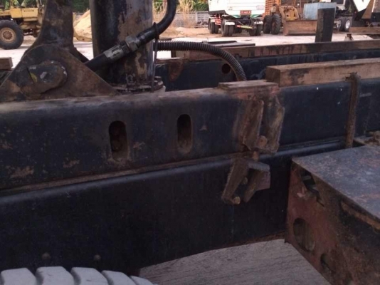 ขายด่วนสิบล้อดั้มสองเพลาเดิมๆบางๆสวยๆ ขายด่วนสิบล้อดั้มสองเพลาเดิมๆบางๆสวยๆ