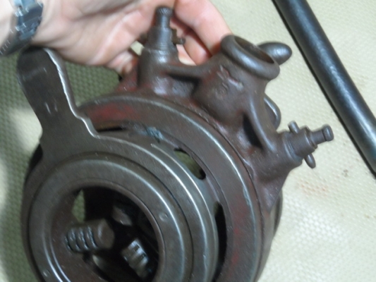 มาล่าสุดครับ  เครื่องดายเกลียว ญี่ปุ่น (ยังร้อนๆอยู่เลย)