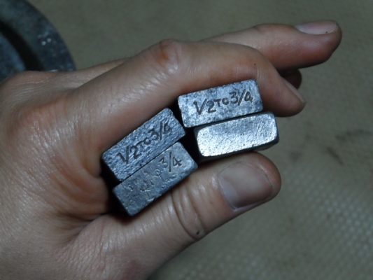 มาล่าสุดครับ  เครื่องดายเกลียว ญี่ปุ่น (ยังร้อนๆอยู่เลย)