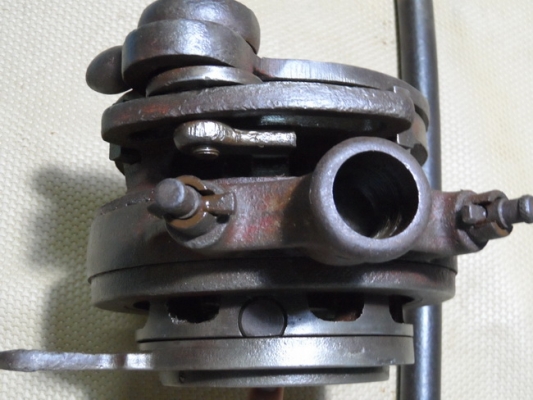 มาล่าสุดครับ  เครื่องดายเกลียว ญี่ปุ่น (ยังร้อนๆอยู่เลย)