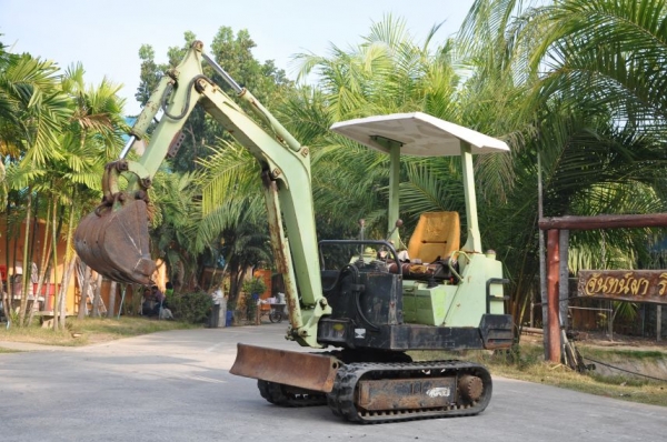 ขายแบคโฮ YANMAR B12 สภาพสวยเดิมจากญี่ปุ่นยังไม่เคยใช้งานในไทย 145,000เท่านั้น!!