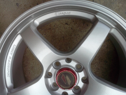 ขายแม็กขอบ17 4รู100/114 Lanso กว้าง7นิ้วขายถูก ๆ มีชุดเดียว