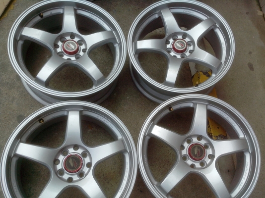 ขายแม็กขอบ17 4รู100/114 Lanso กว้าง7นิ้วขายถูก ๆ มีชุดเดียว