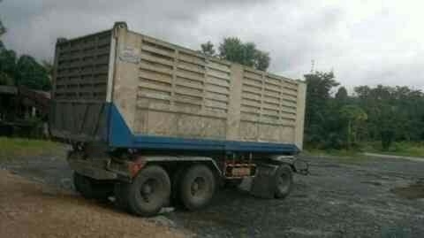 รถอีซูซุ 10 ล้อดั้ม 360 แรงม้า. ปี 51 ( ขายแม่ , ลูก. ) สนใจติดต่อ 081 - 6079515 รถอีซูซุ 10 ล้อดั้ม 360 แรงม้า. ปี 51 ( ขายแม่ , ลูก. ) สนใจติดต่อ 081 - 6079515