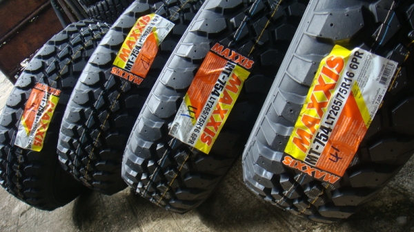 ขายยาง Mud Maxxis MT754 BuckShot ขนาด 265 75 r16  ปี13 ราคาพิเศษ