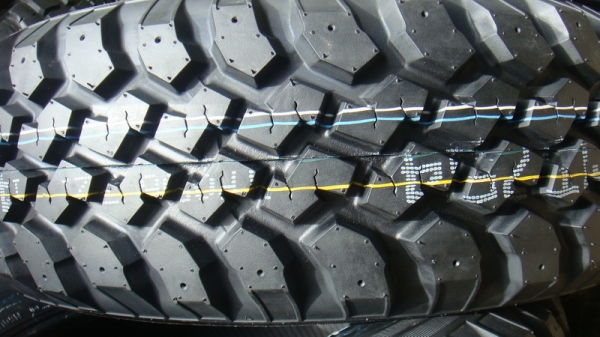 ขายยาง Mud Maxxis MT754 BuckShot ขนาด 265 75 r16  ปี13 ราคาพิเศษ