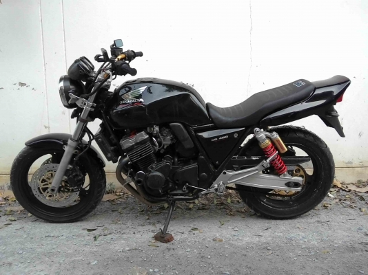 ขออนุญาตขาย HONDA CB400SF ปี93 สภาพพอใช้สักคันครับ