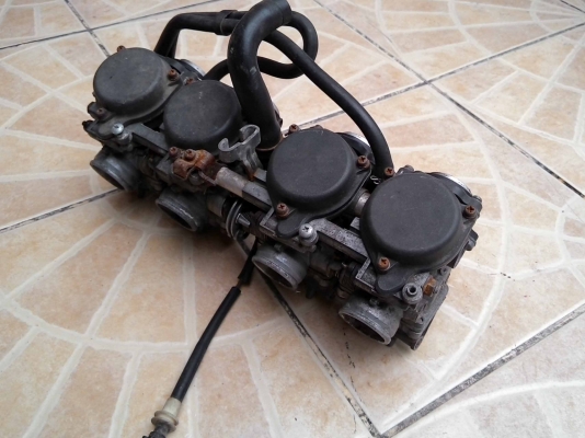 ขออนุญาตขาย HONDA CB400SF ปี93 สภาพพอใช้สักคันครับ