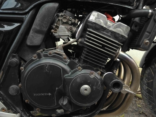 ขออนุญาตขาย HONDA CB400SF ปี93 สภาพพอใช้สักคันครับ