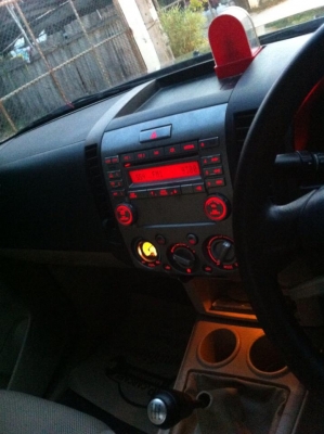 MAZDA - BT-50 - FREE STYLE CAB Hi-racer 2.5 MT