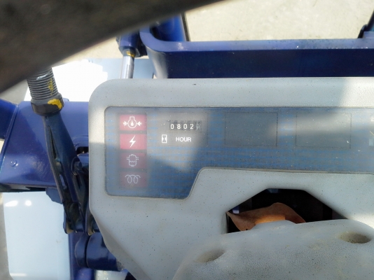 ขายถูกKOMATSU FD25-11 ขนาด2.5 ตัน เสาสูง4เมตร เกียร์ธรรมดาเครื่องดีเซล4D95 งากระดกได้ การใช้งาน800กว่าชั่วโมง ราคาต่อรองได้ติดต่อ0816161541