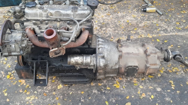 ขายC240 เครื่องพร้อมเกียร์ สภาพดี ติดดี รับประกัน