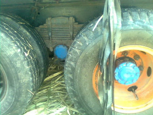 ขายไอ้หลง TD 3830 สองเพลาดั้มสามมิตรลอนเฉียง สภาพรถห้างเดิมๆๆๆ