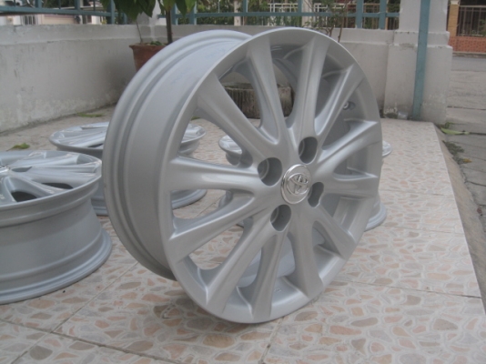 ขายล้อแม็กมือสอง Toyota vios 12ก้าน 15"x5.5" et45 4รู100 พร้อมน็อตล้อเดิม สนใจติดต่อเล็กคลองสามครับ (081-3747940) ขายล้อแม็กมือสอง Toyota vios 12ก้าน 15"x5.5" et45 4รู100 พร้อมน็อตล้อเดิม สนใจติดต่อเล็กคลองสามครับ (081-3747940)