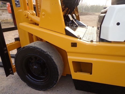 รถยก TCM FD25 Z2 เครื่องดีเซล ติดต่อคุณจิ๊ด โทร. 089-7949488